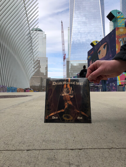 DEAD MAN’S CHEST „DEAR GOD” 7”EP (UPSTATE RECORDS) 2020